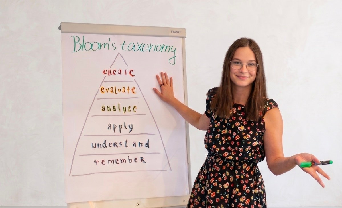 Zvol si info: budování národní organizace